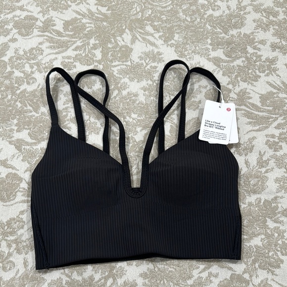 Lululemon - Picture 1 of 4